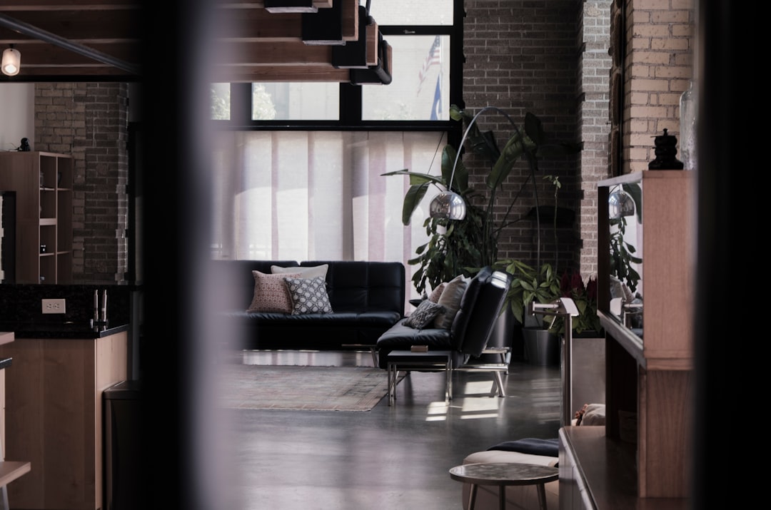 Luxury vs. Affordable: Elevate Your Space with Home Decor Products